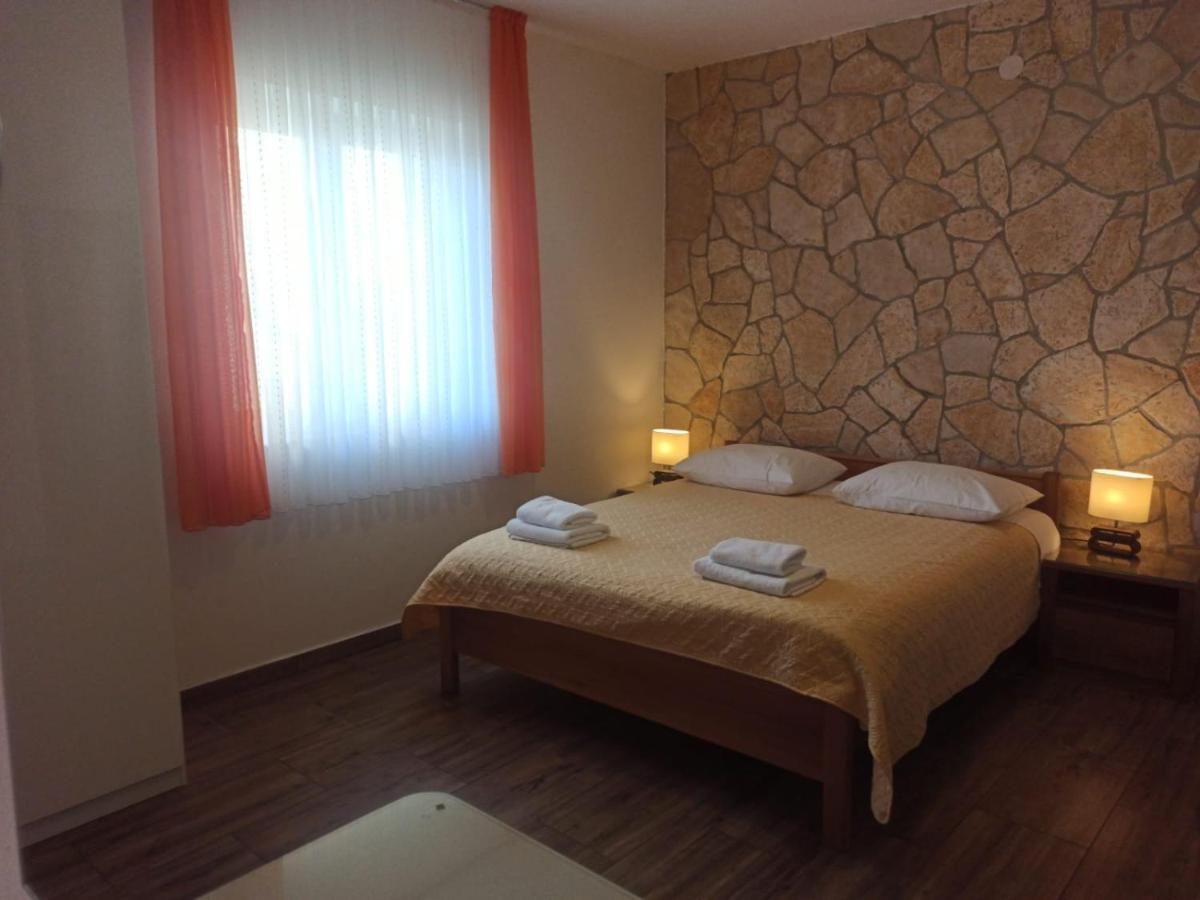Guest House Renata Zadar Exteriér fotografie