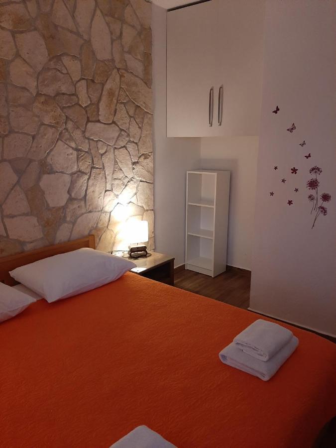 Guest House Renata Zadar Exteriér fotografie