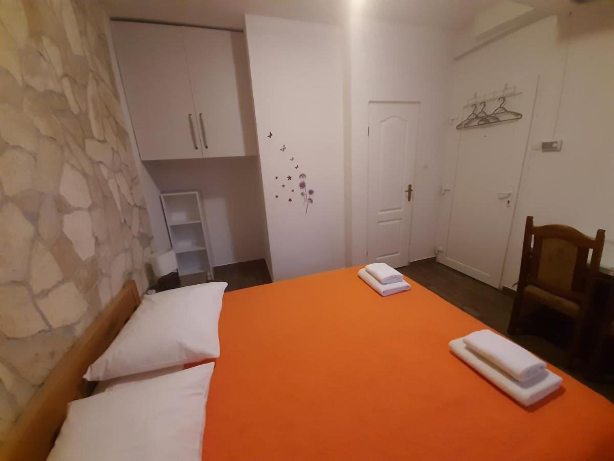 Guest House Renata Zadar Exteriér fotografie
