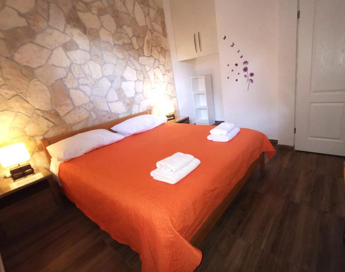 Guest House Renata Zadar Exteriér fotografie